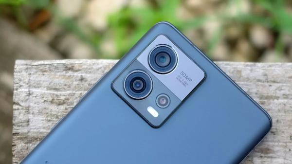 Обзор Motorola Edge 30 Fusion: «почти флагман» с разумными компромиссами
