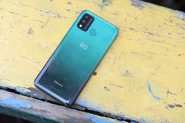 Обзор смартфона BQ Element: Недорого, но со вкусом