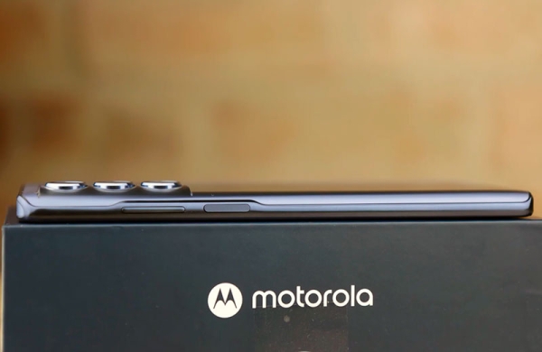 Обзор Motorola Moto G200 5G: смартфон с флагманской производительностью по доступной цене