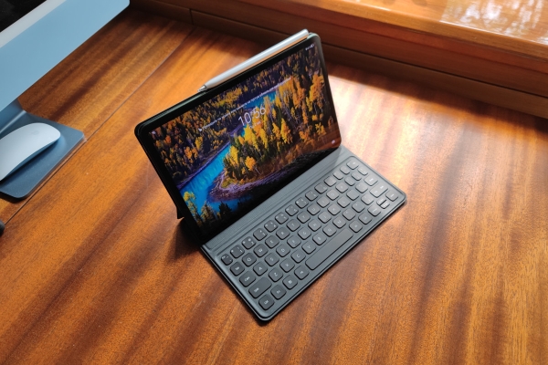 Обзор Huawei MediaPad 11 — первый планшет без Android
