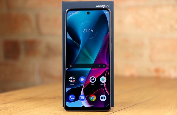 Обзор Motorola Moto G200 5G: смартфон с флагманской производительностью по доступной цене