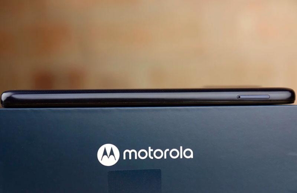 Обзор Motorola Moto G60s: большой смартфон с низким соотношением цены и качества