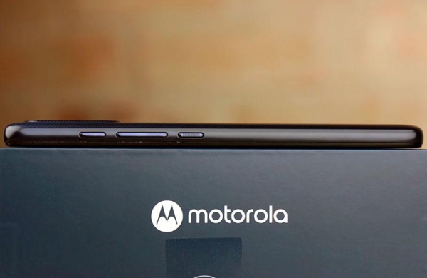 Обзор Motorola Moto G60s: большой смартфон с низким соотношением цены и качества