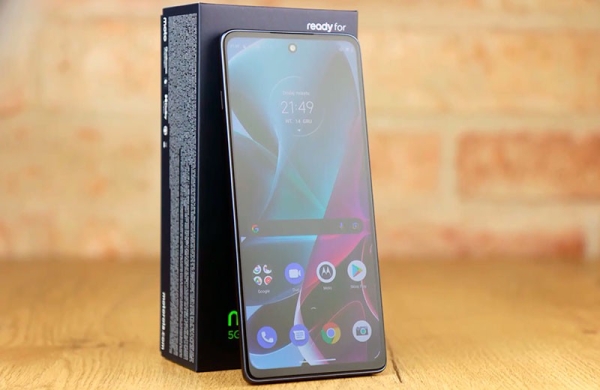 Обзор Motorola Moto G200 5G: смартфон с флагманской производительностью по доступной цене