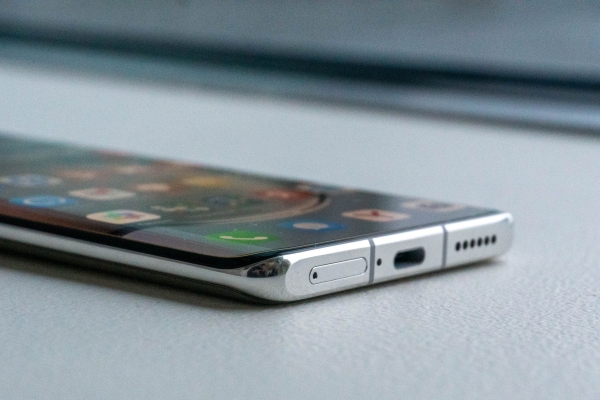 Обзор Huawei P50 Pro. Уже в России