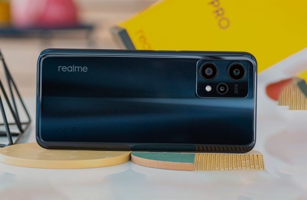 Обзор Realme 9 Pro: стильный смартфон из среднего сегмента с нюансами