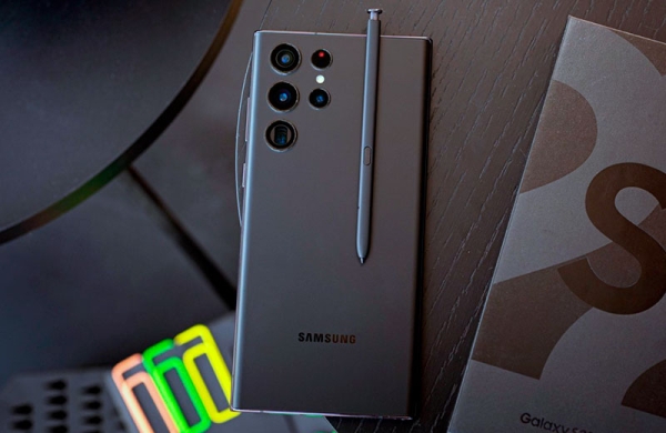 Обзор Samsung Galaxy S22 Ultra: самый лучший флагманский смартфон корейцев