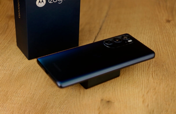 Обзор Motorola Edge 30 Pro: производительный смартфон достойный похвал