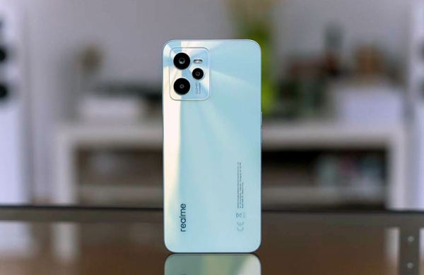 Обзор Realme C35: недорогой смартфон с привлекательным дизайном и слабыми компонентами