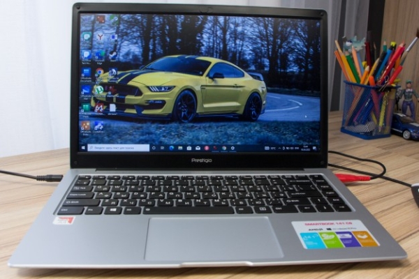 Огляд Prestigio SmartBook 141 C6: дисплей