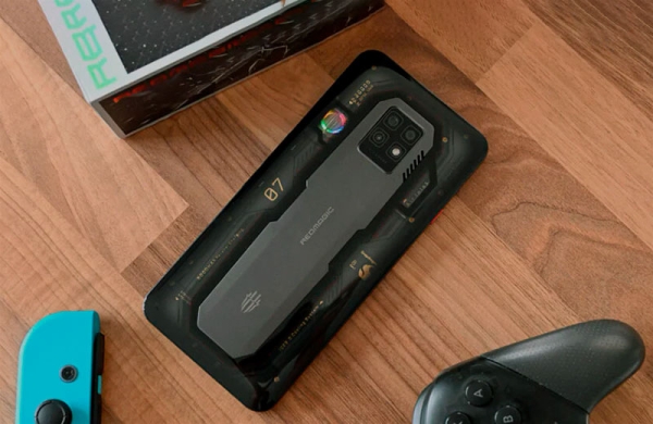 Обзор Nubia Red Magic 7 Pro: мощный игровой смартфон со старыми проблемами