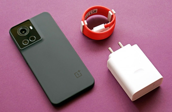 Обзор OnePlus 10R: нового смартфона со знакомыми возможностями