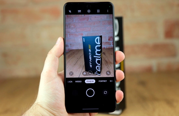 Обзор Realme GT Neo 3: быстрый смартфон с зарядкой 150 Вт цена-качество