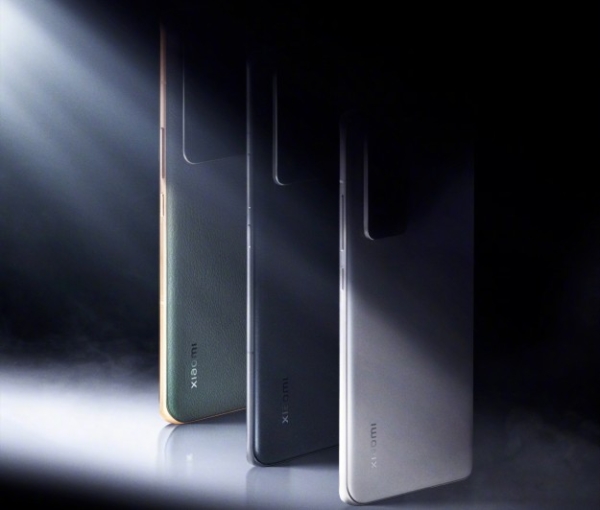 Камеру Xiaomi 12S Ultra вперше порівняли з камерами iPhone 13 Pro Max та Xiaomi 12 Pro