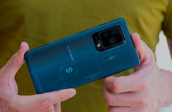 Обзор Black Shark 5 Pro: лучший игровой смартфон Xiaomi на Snapdragon 8 Gen 1