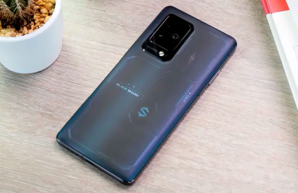 Обзор Black Shark 5 Pro: лучший игровой смартфон Xiaomi на Snapdragon 8 Gen 1