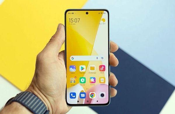 Обзор Xiaomi 12 Lite: средний смартфон не с самыми облегчёнными компонентами