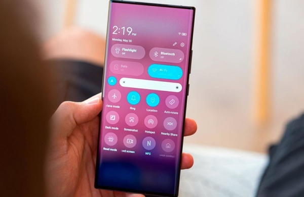 Обзор ZTE Axon 40 Ultra: флагманский смартфон с большим потенциалом