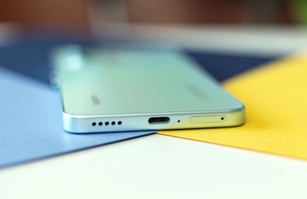 Обзор Xiaomi 12 Lite: средний смартфон не с самыми облегчёнными компонентами
