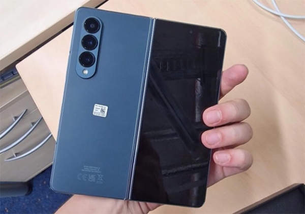 Смартфоны Samsung Galaxy Z Fold 4 и Galaxy Z Flip 4 предстали на «живых» снимках