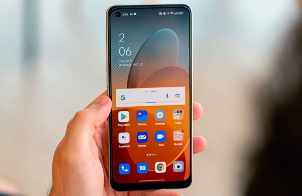 Обзор Oppo Reno 7 (4G): стильного и честного смартфона среднего класса