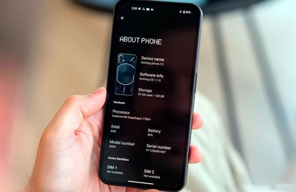 Обзор Nothing Phone (1): первого и совсем иного смартфона с необычным дизайном