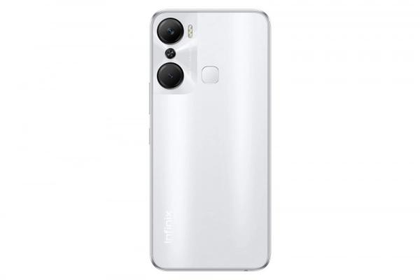 Осенью в России появятся две топовых модели Infinix