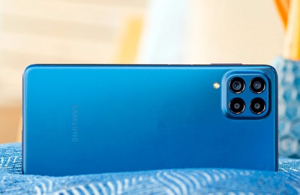 Обзор Samsung Galaxy M53 5G: универсальный смартфон с изящным дизайном