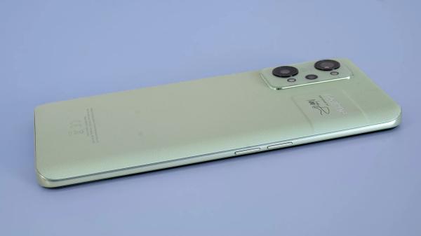 Обзор Realme GT 2