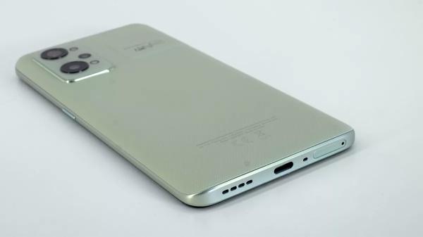 Обзор Realme GT 2