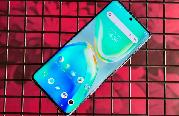 Обзор Vivo V25 Pro: стильного смартфона универсала с хорошими камерами