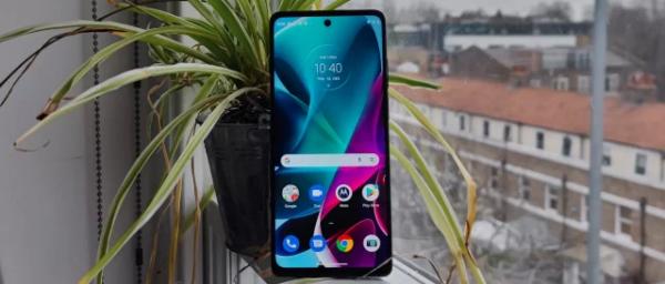 Обзор Moto G200