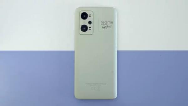 Обзор Realme GT 2
