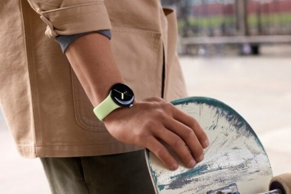 Google представила розумний годинник Pixel Watch — круглий, компактний, за ціною від $350
