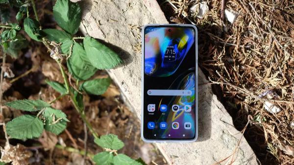 Обзор Motorola Moto G82