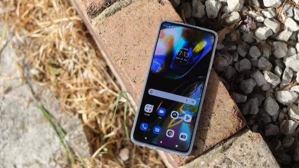 Обзор Motorola Moto G82