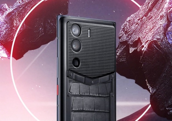 Представлений смартфон Vertu Metavertu: 18 ГБ ОЗУ та 1 ТБ флеш-пам'яті