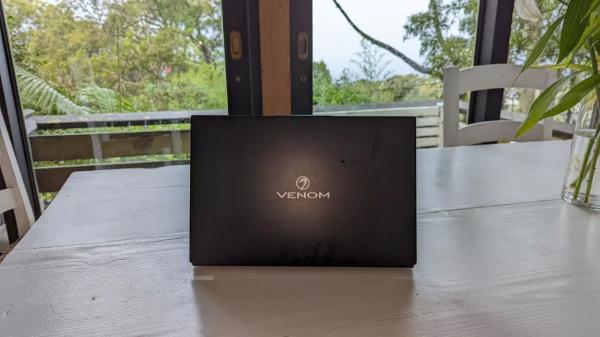 Обзор Venom BlackBook Zero 14 Phantom