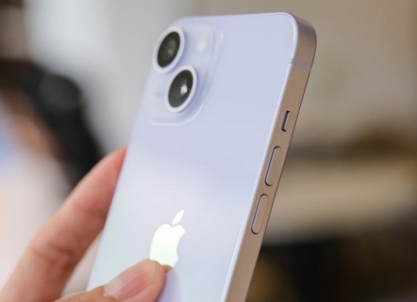 iPhone 15 Pro може втратити фізичні кнопки — їх замінять на сенсорні з вібрацією