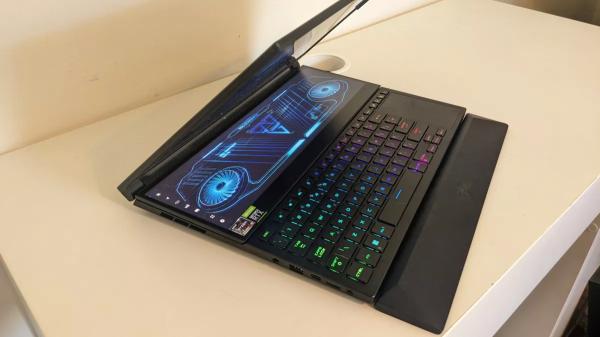 Обзор Asus ROG Zephyrus Duo 16