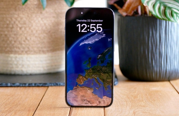 Обзор iPhone 14 Pro: лучший смартфон Apple для профессионалов в знакомой упаковке