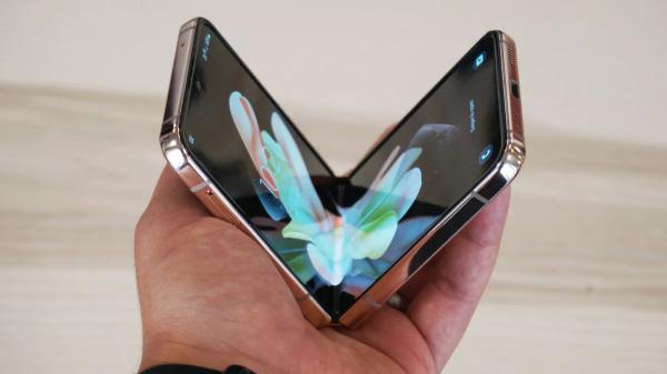Обзор Samsung Galaxy Z Flip 4