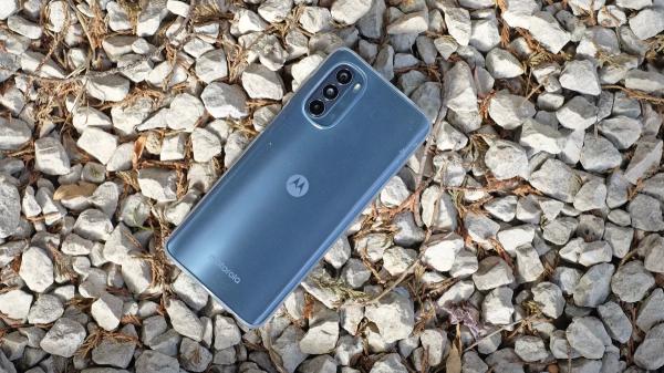Обзор Motorola Moto G62