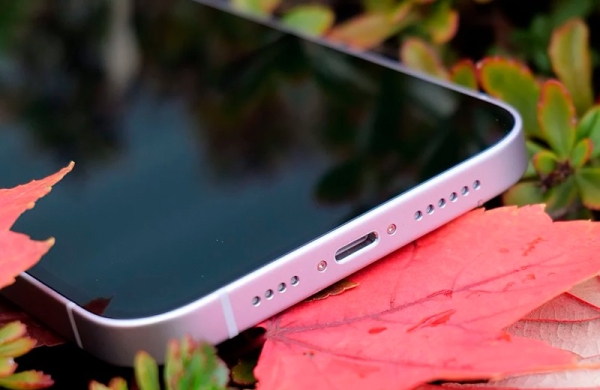 Обзор iPhone 14 Plus: большого смартфона Apple с оговорками и без переплат