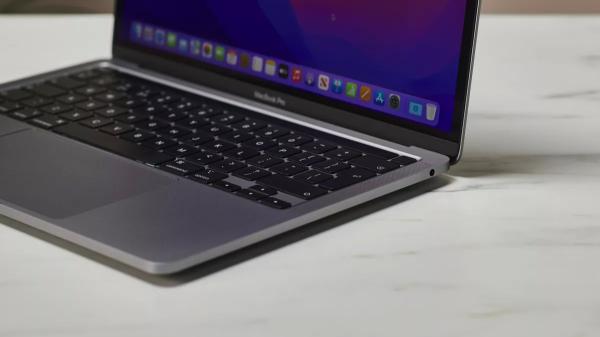 Обзор Apple MacBook Pro 13 (M2, 2022)