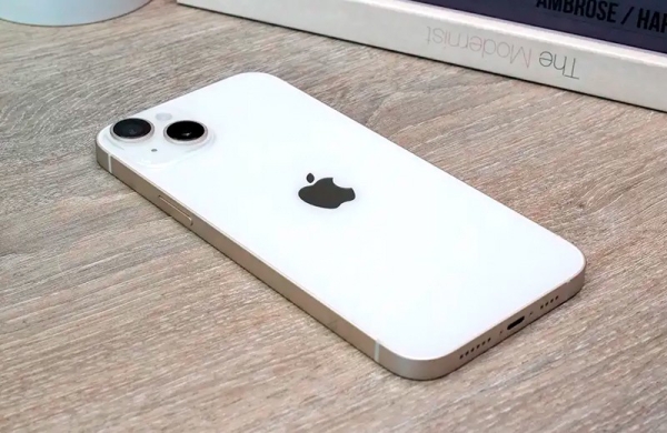 Обзор iPhone 14 Plus: большого смартфона Apple с оговорками и без переплат