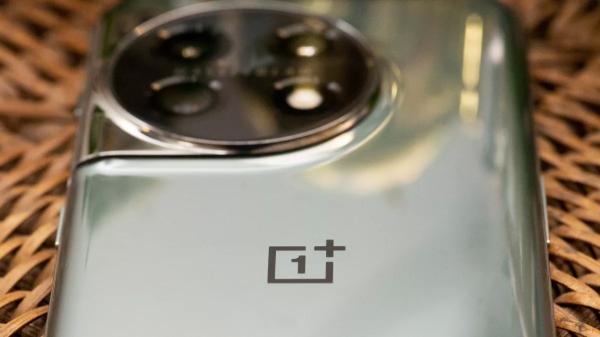 Обзор OnePlus 11 5G: встречайте нового дерзкого конкурента на рынке