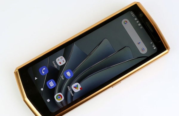 Обзор Cubot Pocket 3: дешёвого смартфона из прошлого с очень компактными размерами