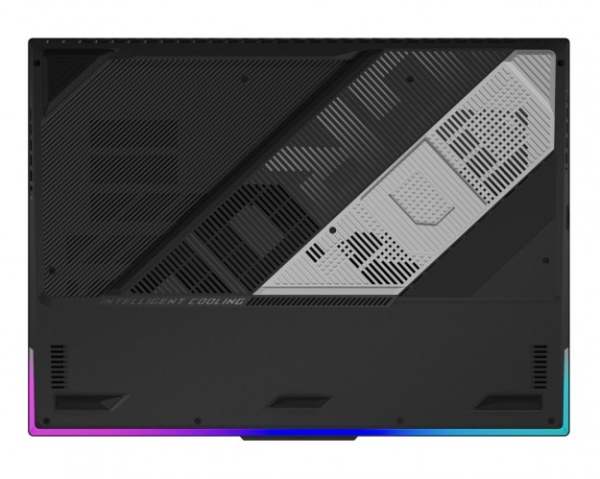 18-дюймовий ігровий ноутбук ROG Strix SCAR 18 доступний в Україні