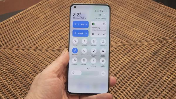 Обзор OnePlus 11 5G: встречайте нового дерзкого конкурента на рынке